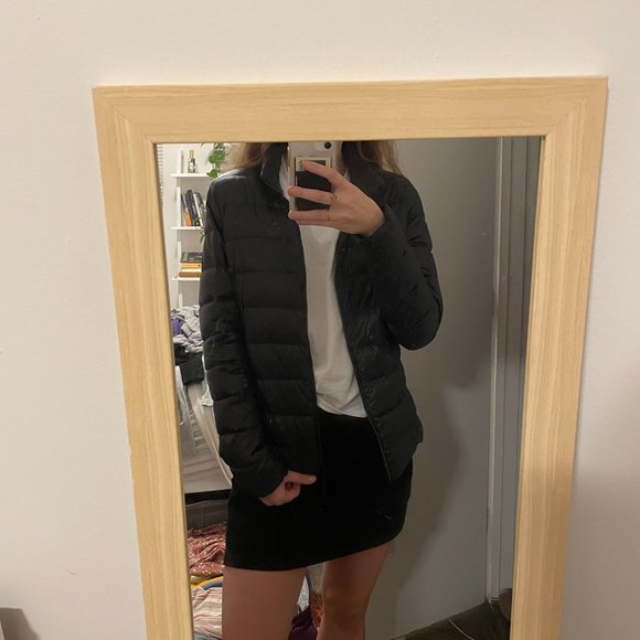 Black Down Puffer Jacket - Picture 3 of 4